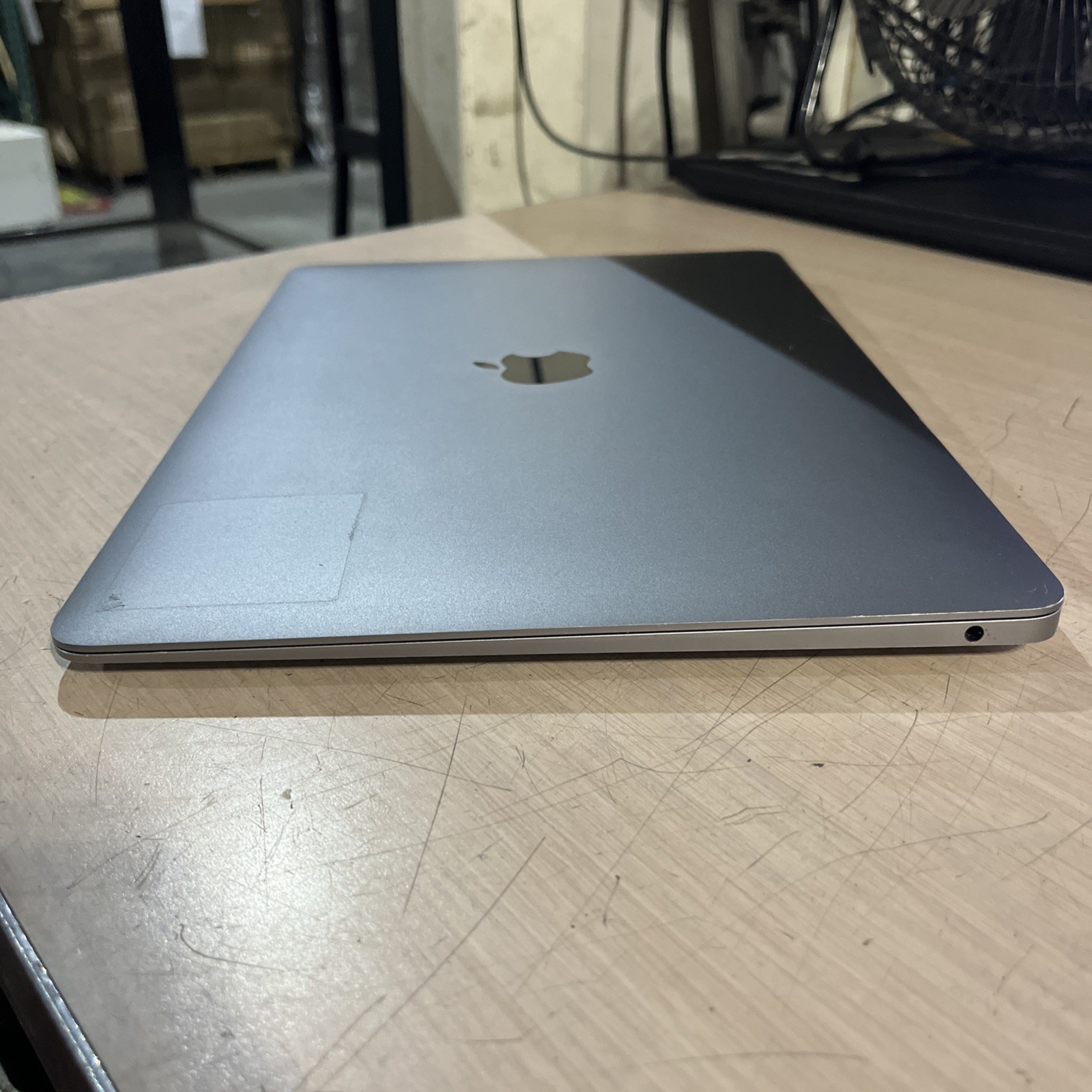 APPLE MACBOOK AIR 13″ SCISSOR, 2020 CORE I3-1000NG4 1.1GHZ 8GB RAM 256SSD