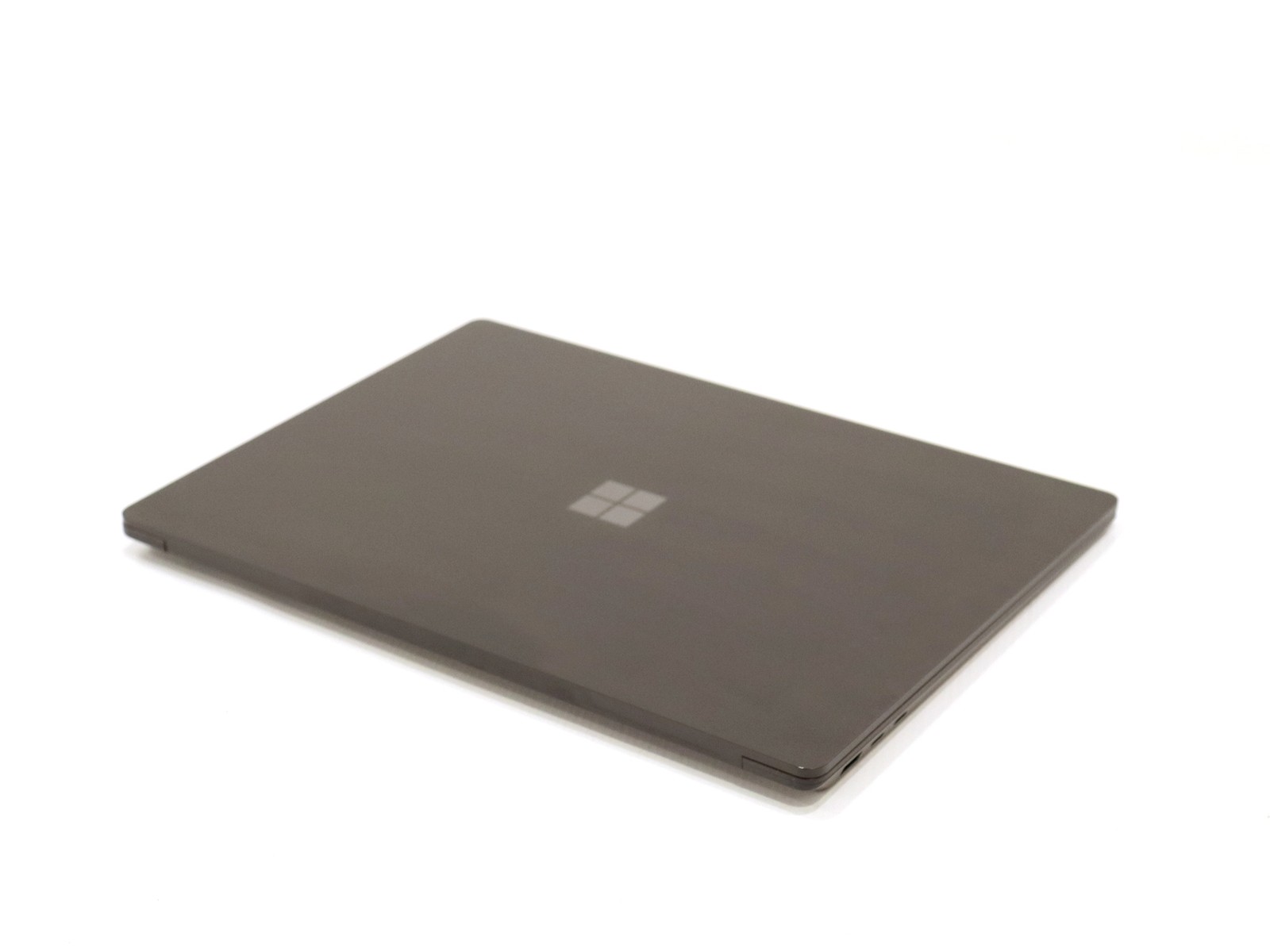 Microsoft Surface Laptop 6 2035 15″ 2.5K Touch Ultra 7 165H 16GB 512GB NVMe W11P