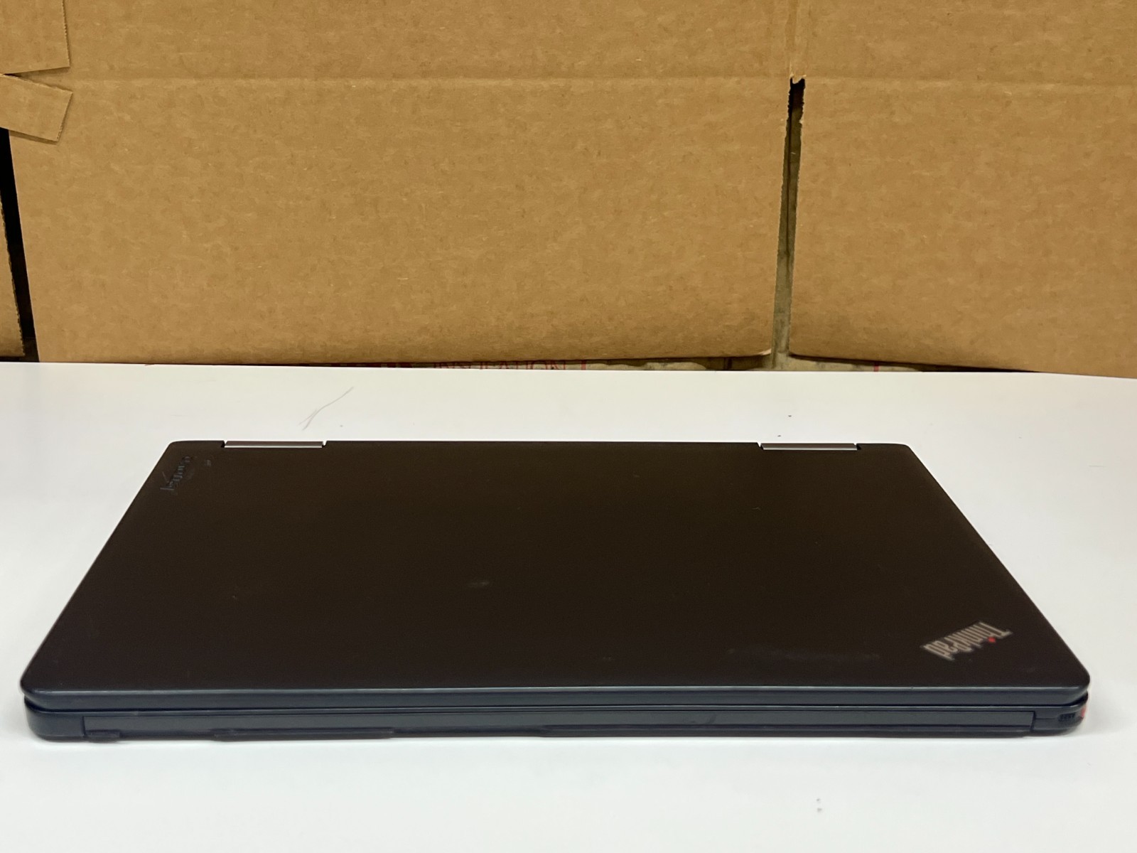 Lenovo ThinkPad Yoga 12 12.5″ Touch Convertible – i5-4200U, 4GB RAM, 240GB SSD