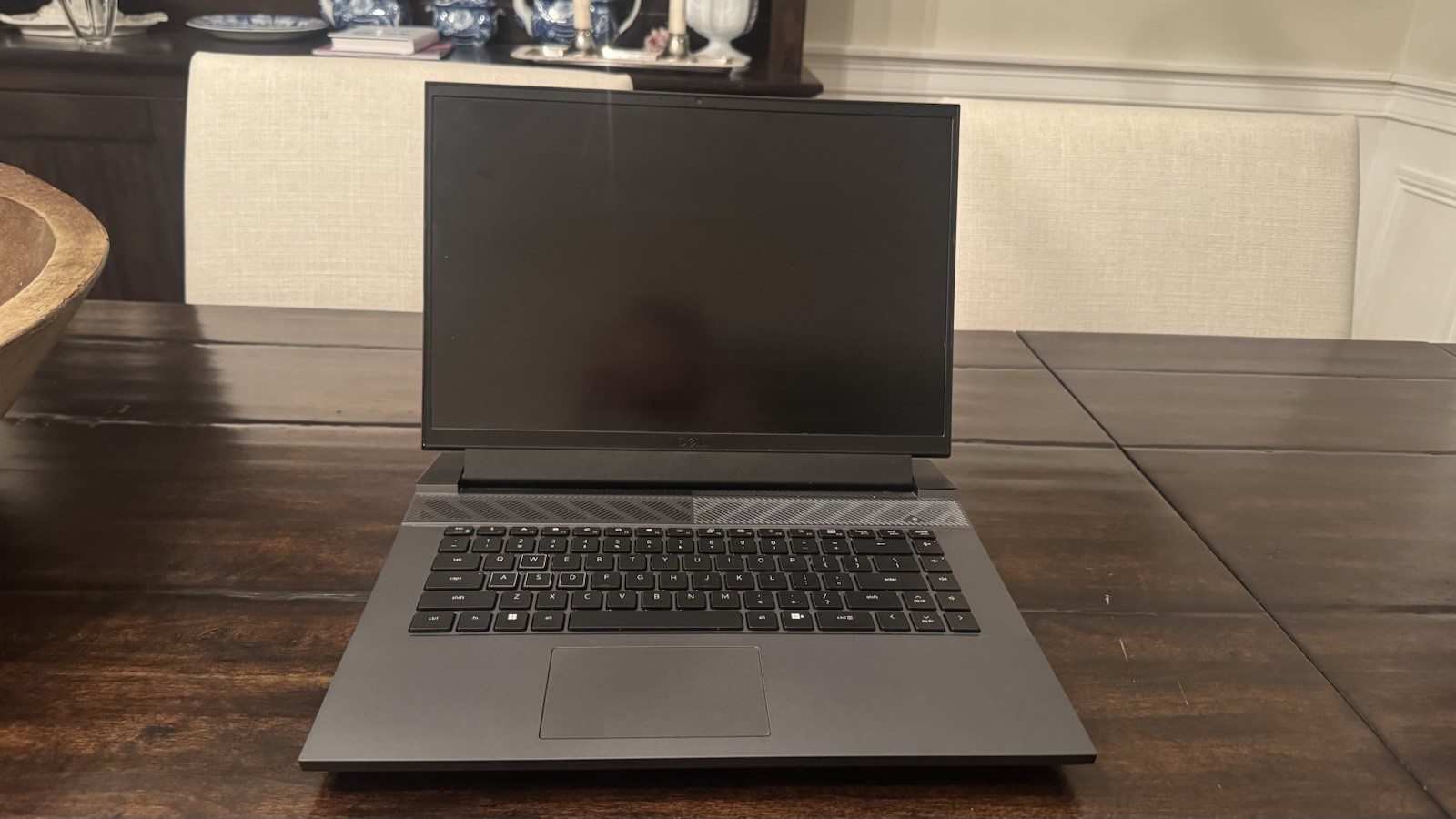 Dell 7630 laptop intel i7 13650hx 4060 16gb ram 1tb SSD