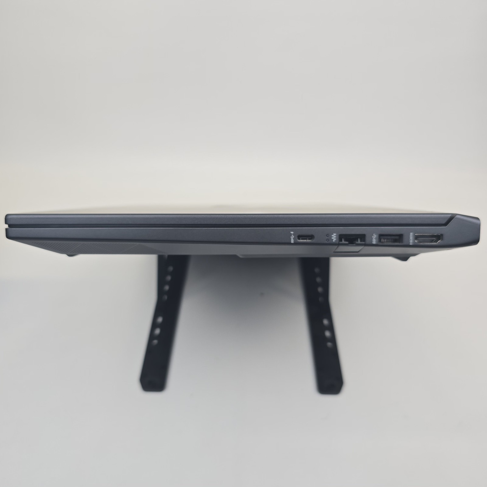 HP Victus 15-fa2089wm FHD I5-13420H 32GB 1TB RTX 4050 6GB NO OS W/AC