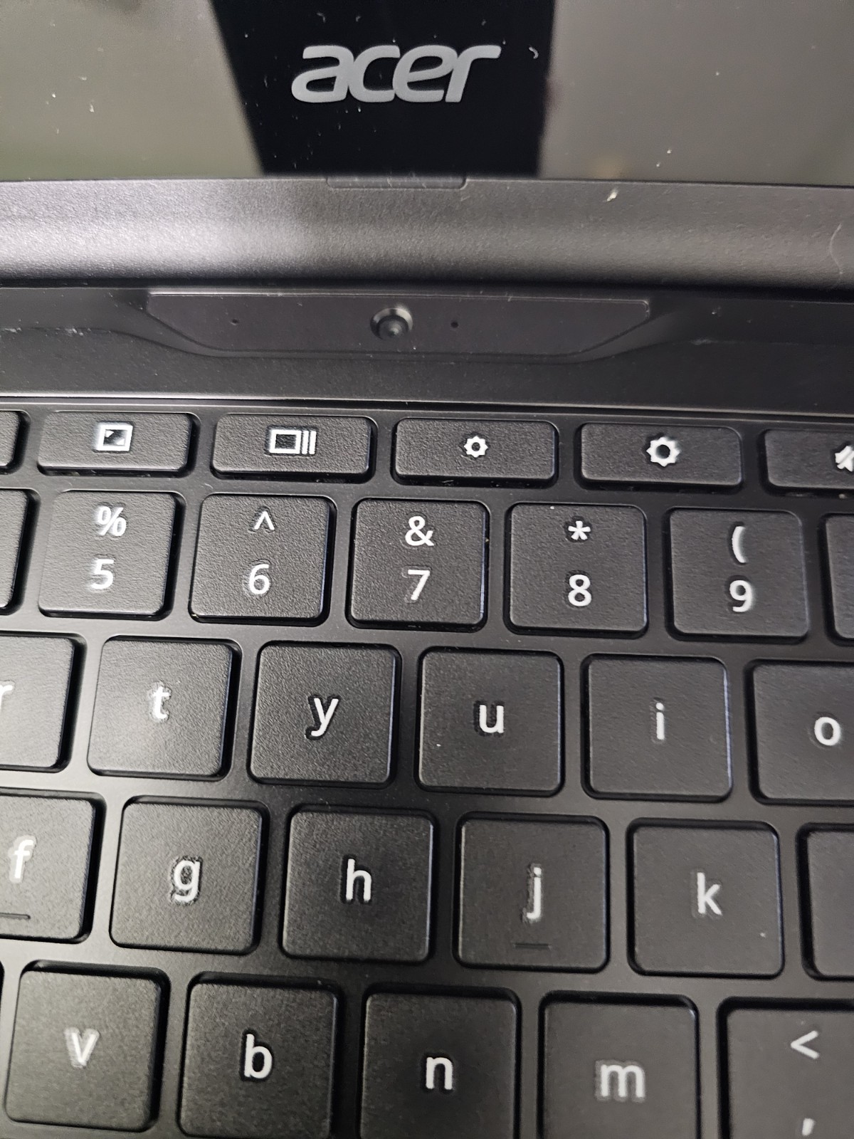 Acer 2-in-1 Chromebook Spin R752T-C3M5 4GB RAM, 32GB HD – Charger Included