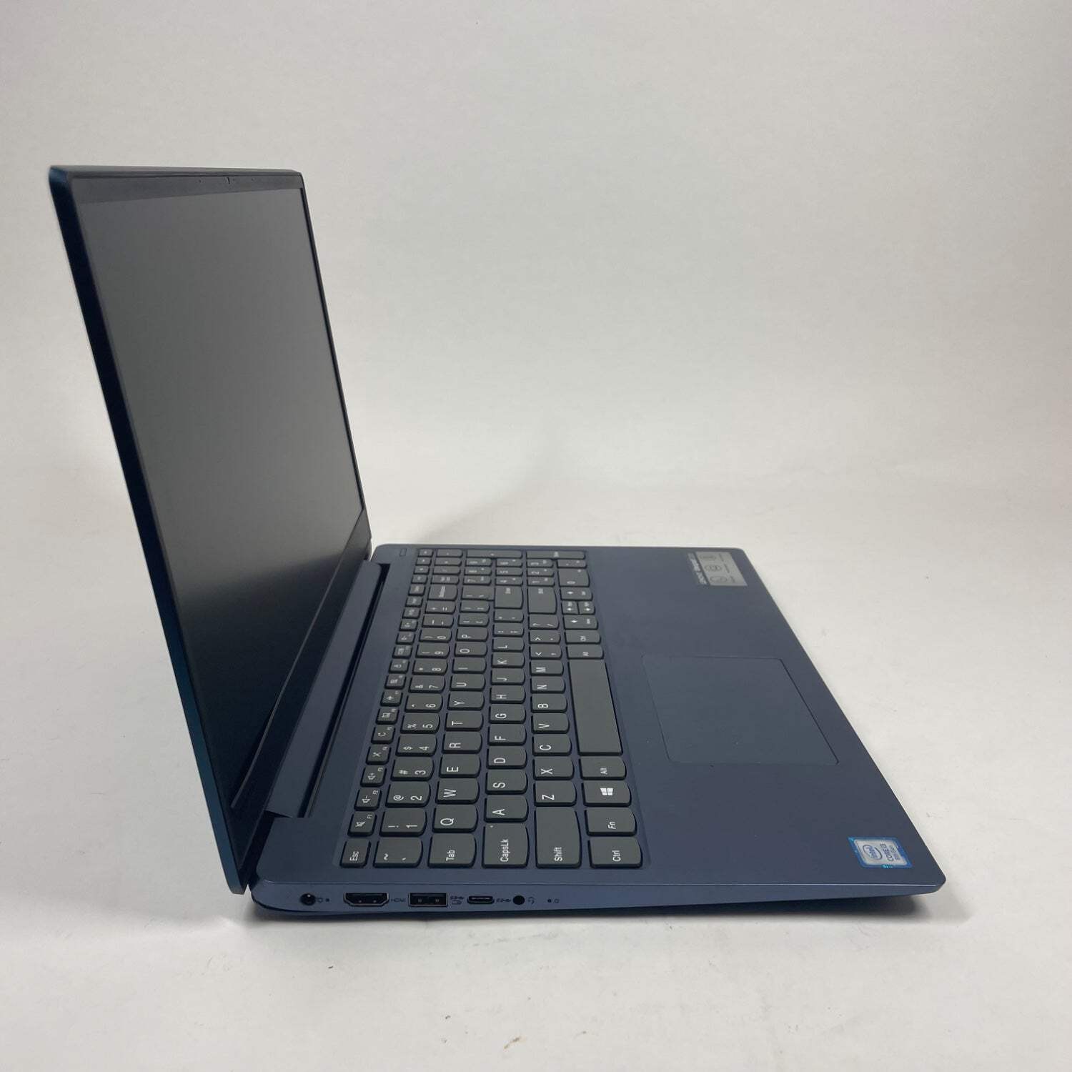 Broken Lenovo IdeaPad i3-8130u 2.2 GHz 4GB RAM 128 GB SSD