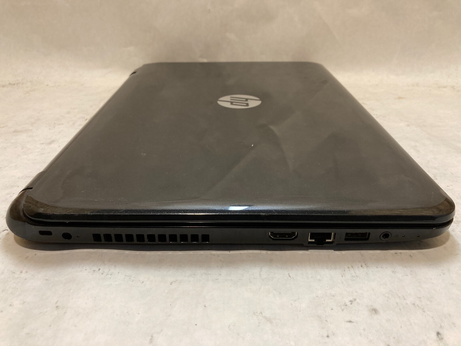 HP Notebook 15-r154nr Laptop 15″ Intel Core i3 4th Gen WON’T TURN ON -PP