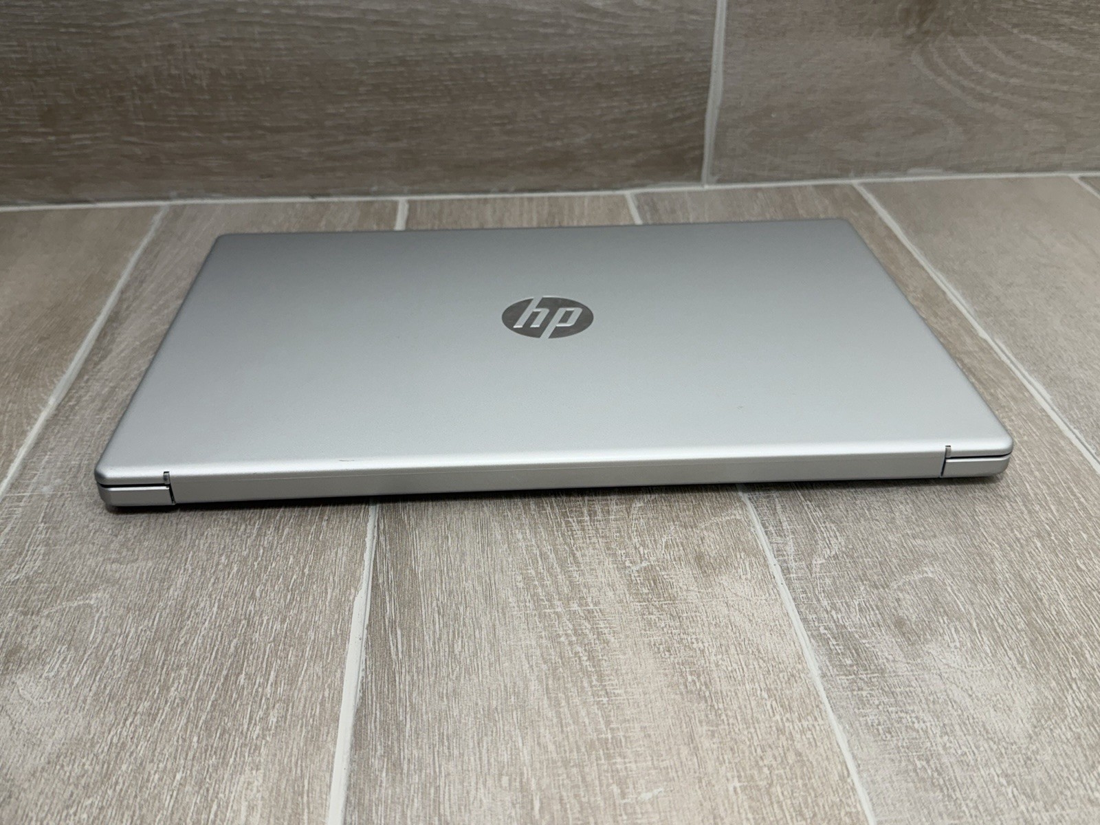 HP Laptop 15-FC0245DX 15.6″ Touch Laptop Ryzen 5 7520U 16GB RAM 256GB NVMe SSD