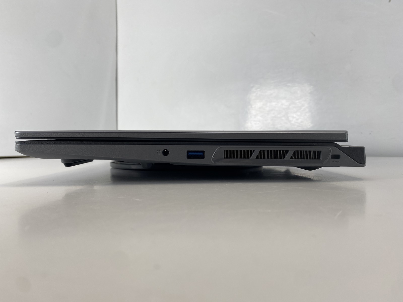 MSI Gaming Laptop Sword 16 HX B14VFKG 16″ Intel Core i7-14650HX 1TB RTX 4060