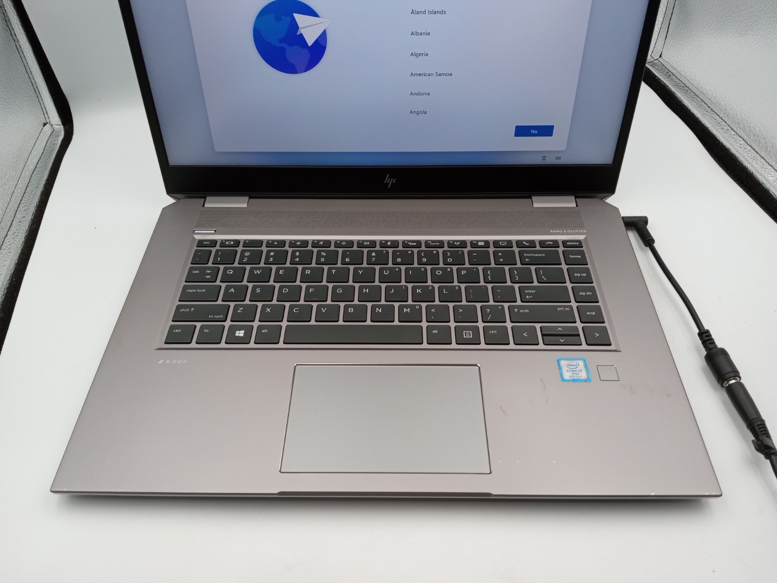 HP ZBook Studio G5 15″ i7-8850H 4GB RAM 128GB SSD Windows 11 – NO BATTERY -RR
