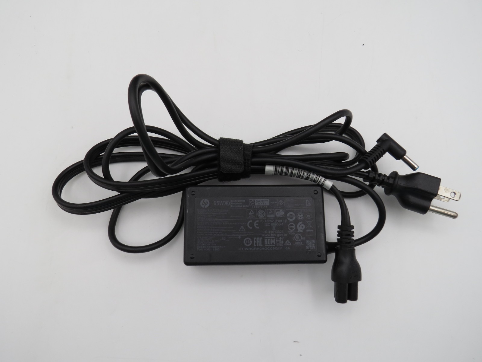 HP pavilion 15 | AMD A8 @ 1.7GHz | 8GB DDR3 | 238GB SSD | 15.6″ | No OS