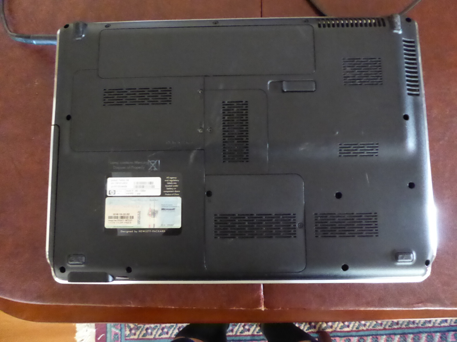 HP Pavilion dv5-1388nr 3GB, 300GB 15″ Intel Core 2 Duo T6500 @ 2.1 GHz w/Remote