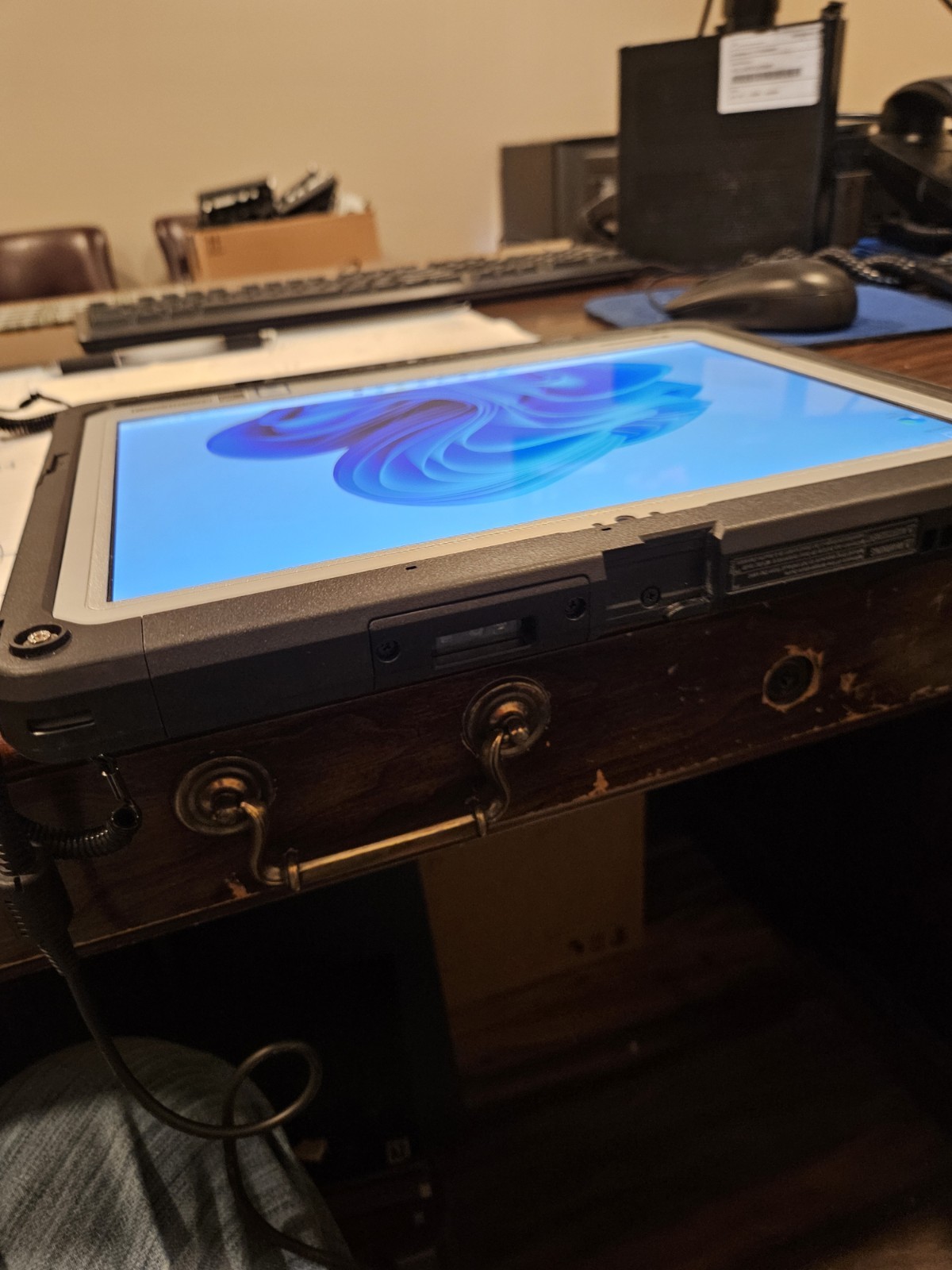 PANASONIC TOUGHBOOK CF-33 I5 6300, RAM 8GB, STORAGE 256 GB, WINDOWS 11