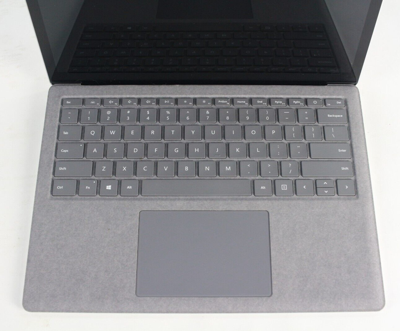 Microsoft Surface Laptop 4 13.5″ i5 11th Gen 256 GB SSD 8 GB RAM Win 11 (PG)