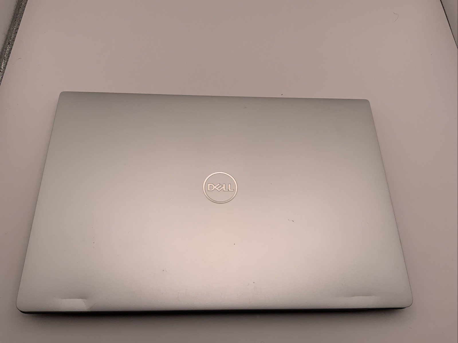 Dell XPS 13 7390 2020 Silver 4K TOUCH i7-10710U 1.10GHz 16GB 512GB SSD Good
