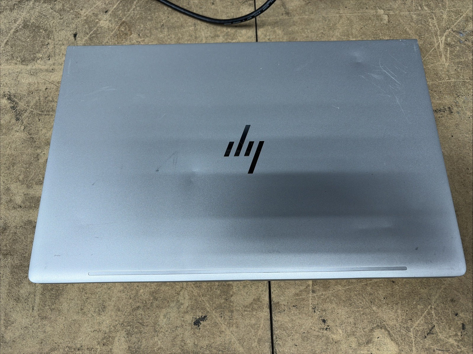HP EliteBook 640 G10 14.0″ FHD i5-1335U 16GB RAM 256GB SSD No OS