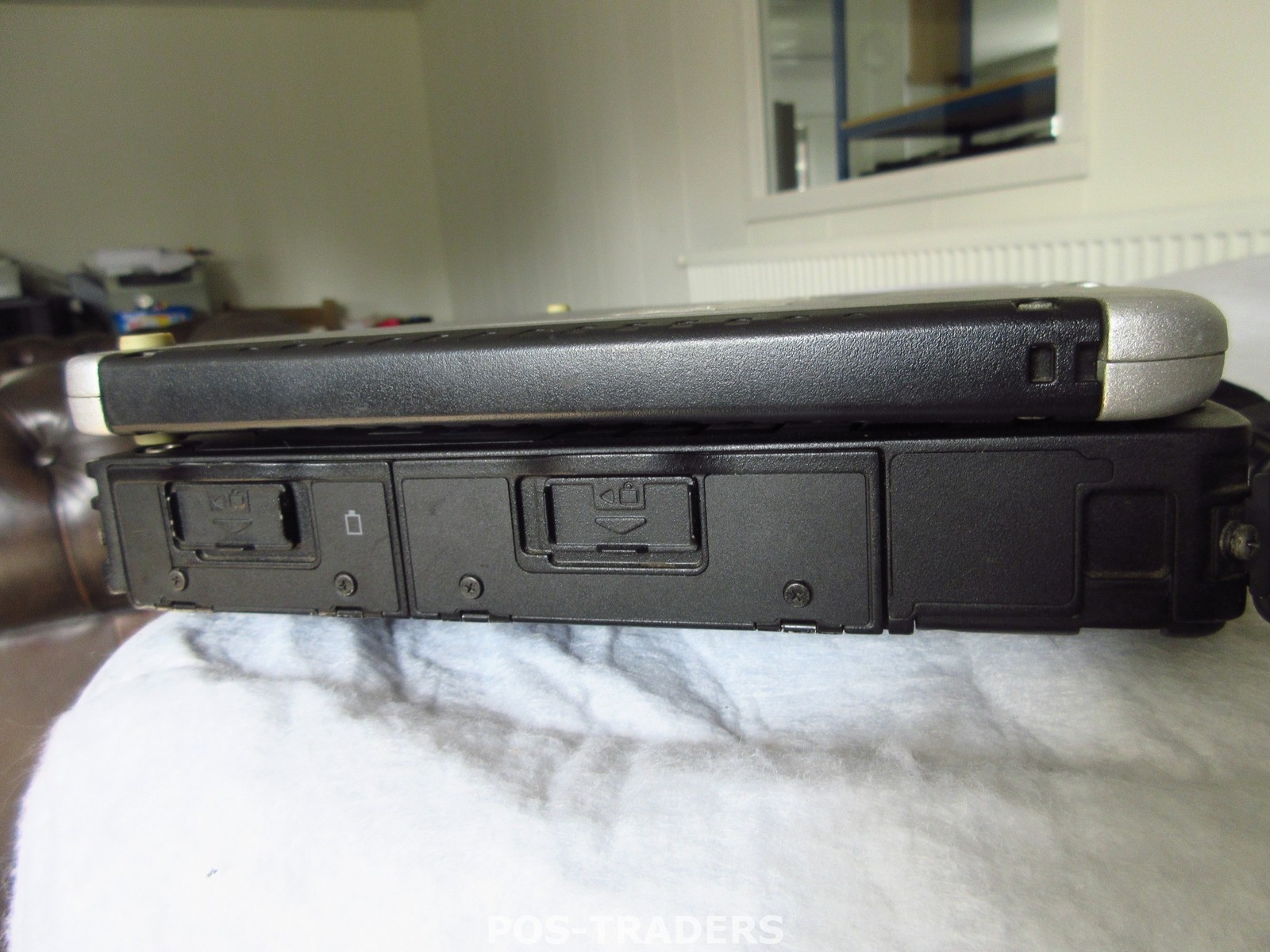 Panasonic CF-19 MK4 Win7 Toughbook I5 1.2Ghz 4GB DDR3 500GB HDD GPRS 10.1″ Touch