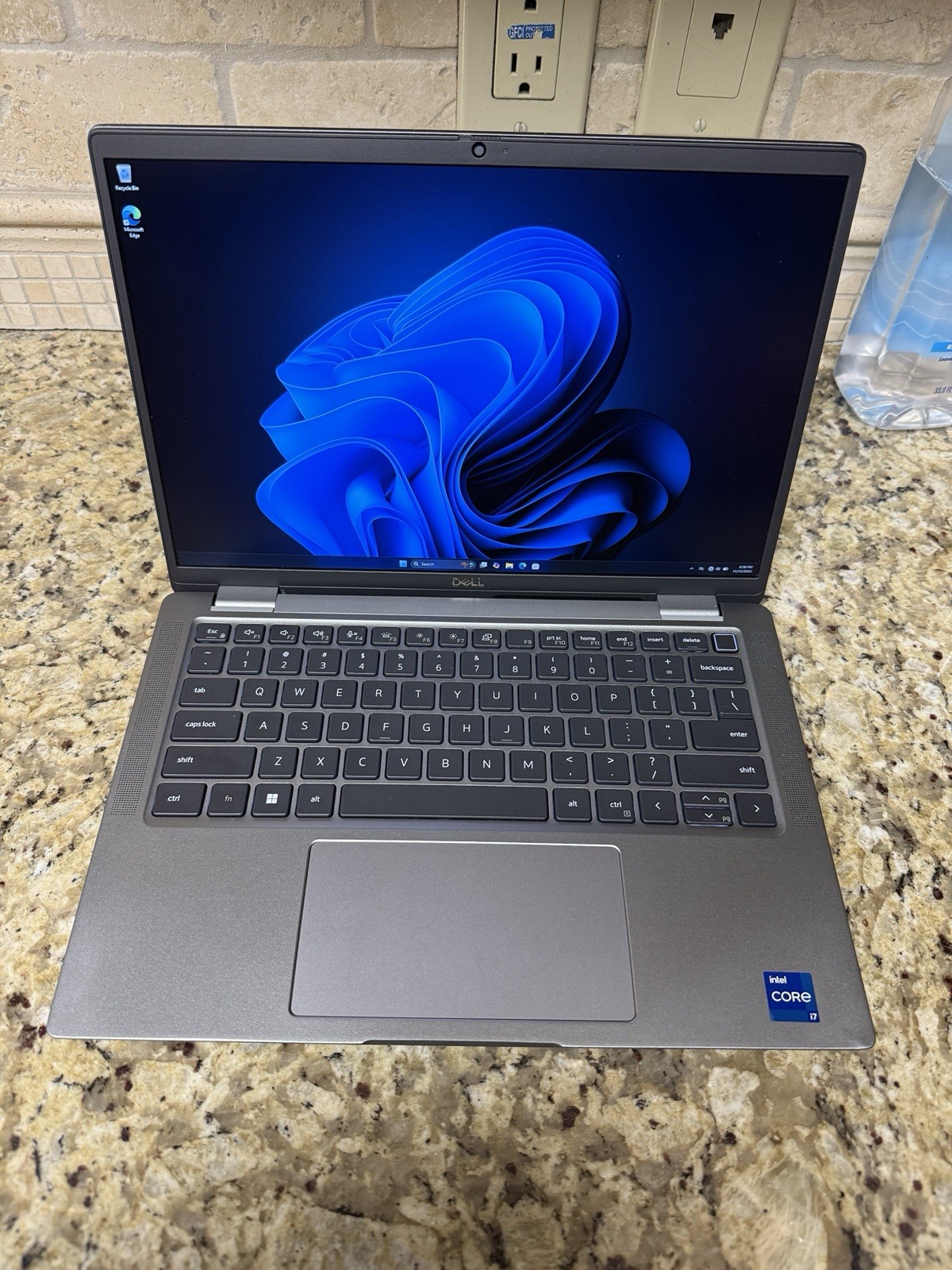 Dell Latitude 7340 13.3″ Core i7-1355U 1.8GHz 16GB RAM 512GB SSD Laptop