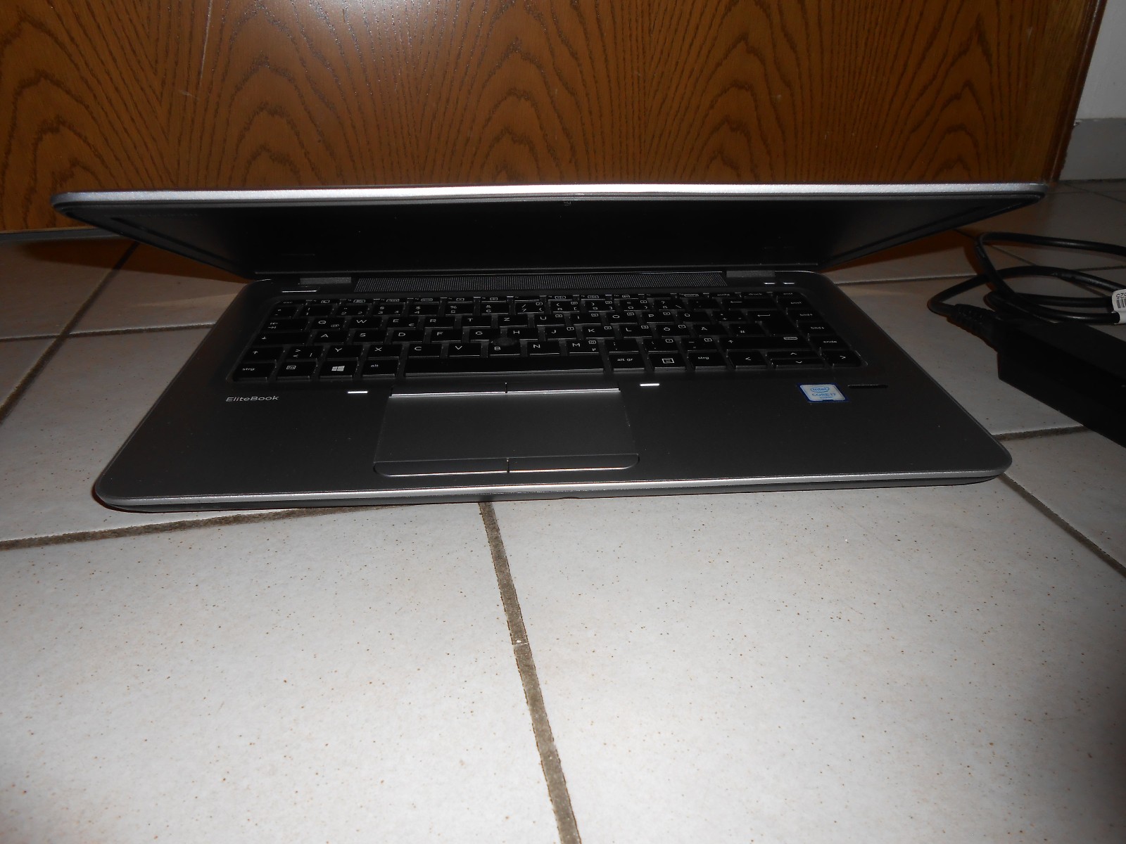 HP Elitebook 840 G3 i7-6500U 8GB 256GB 14″ Full HD Linux Mint