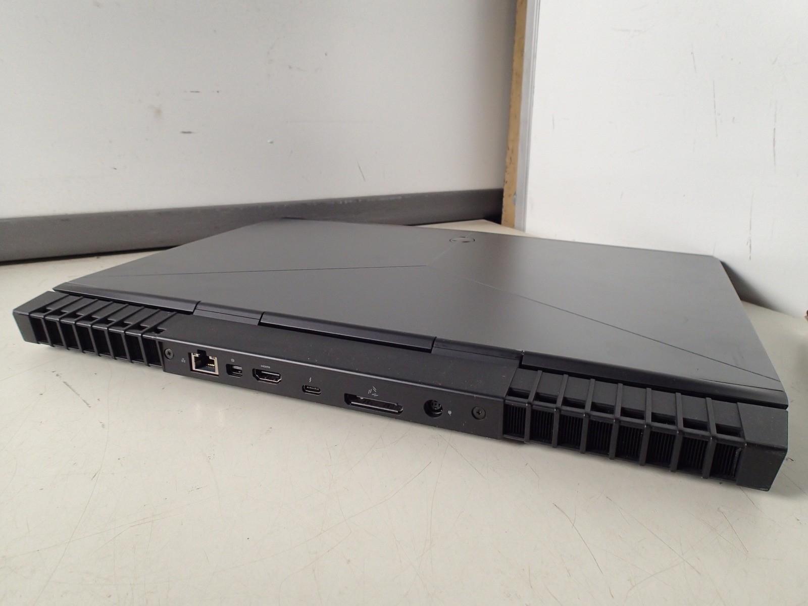 Alienware 15 R3 Intel Core i7 7700HQ 32GB RAM 512GB m.2 + 1TB 2.5″ HDD Win 11
