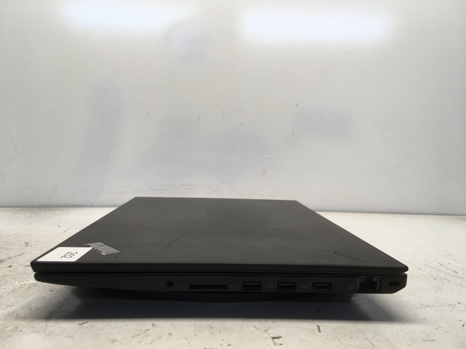 Lenovo ThinkPad T580 Intel i5 8th gen No RAM NO HDD No Batt