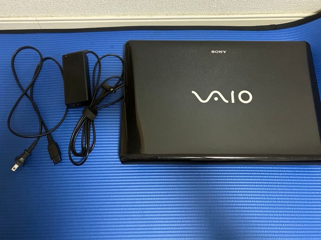 Sony Vaio PCG-71311N VPCEB17FJ Core i3-M330 4GB SSD 240GB Tested Excellent