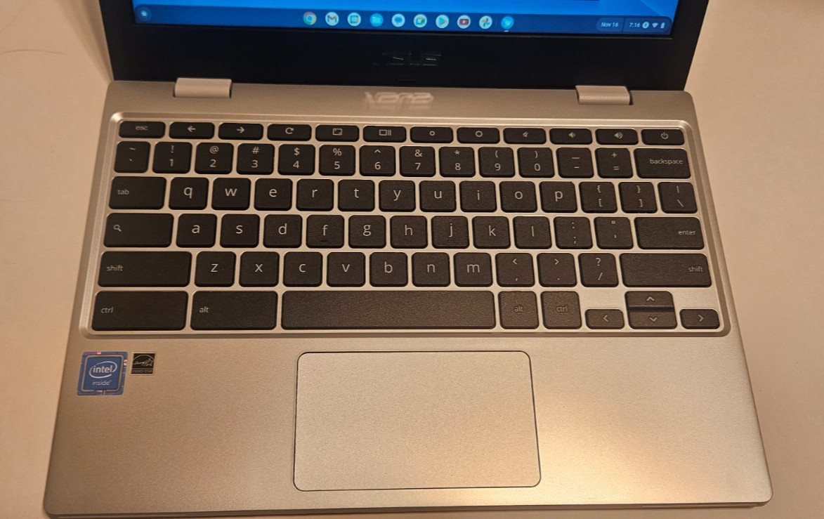 ASUS Chromebook CX1 11.6″ Display Intel N3350 32GB eMMC 4GB RAM CX1100CNA-AS42