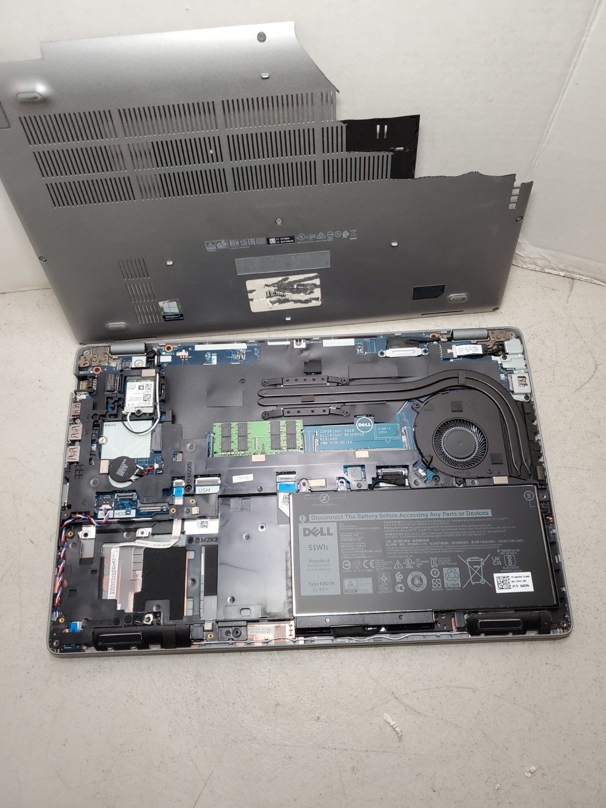 Dell Latitude 5510 15.6″ Laptop i5-10310U 16GB RAM No HDD/SSD/OS! READ! #69