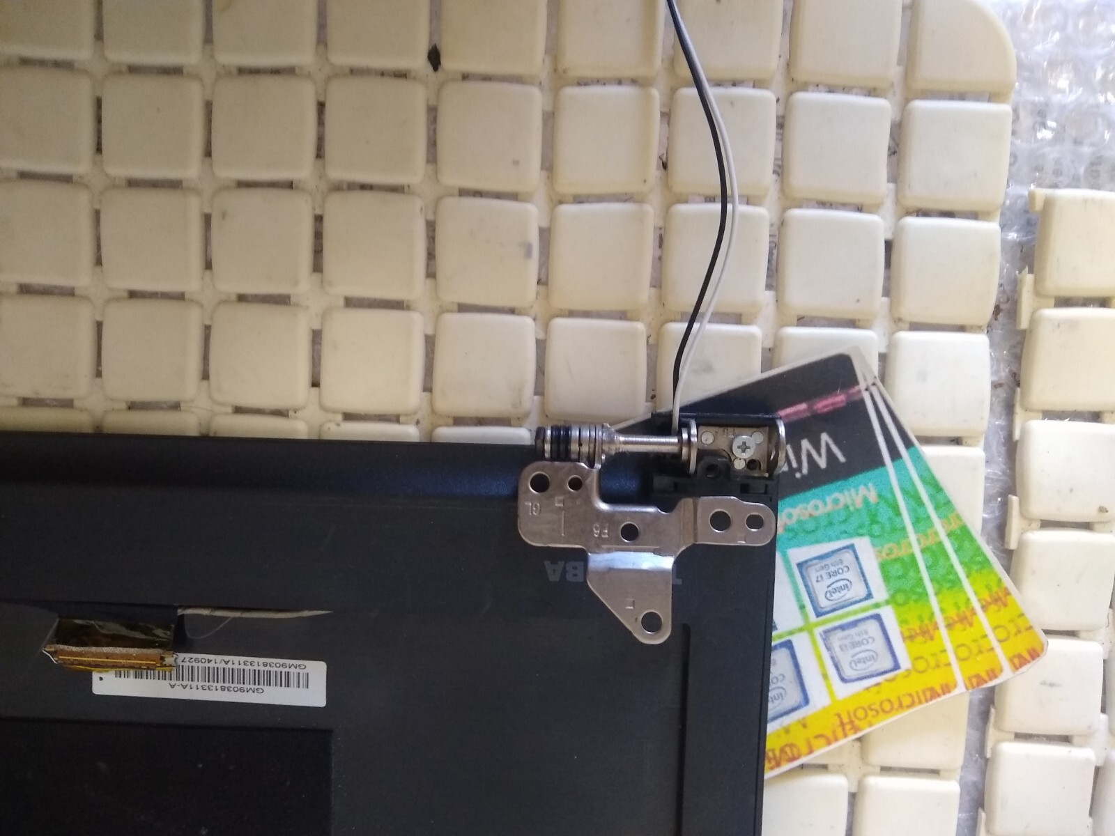TOSHIBA C50-B COVER HINGES FRAME WEBCAM FLAT NO LCD