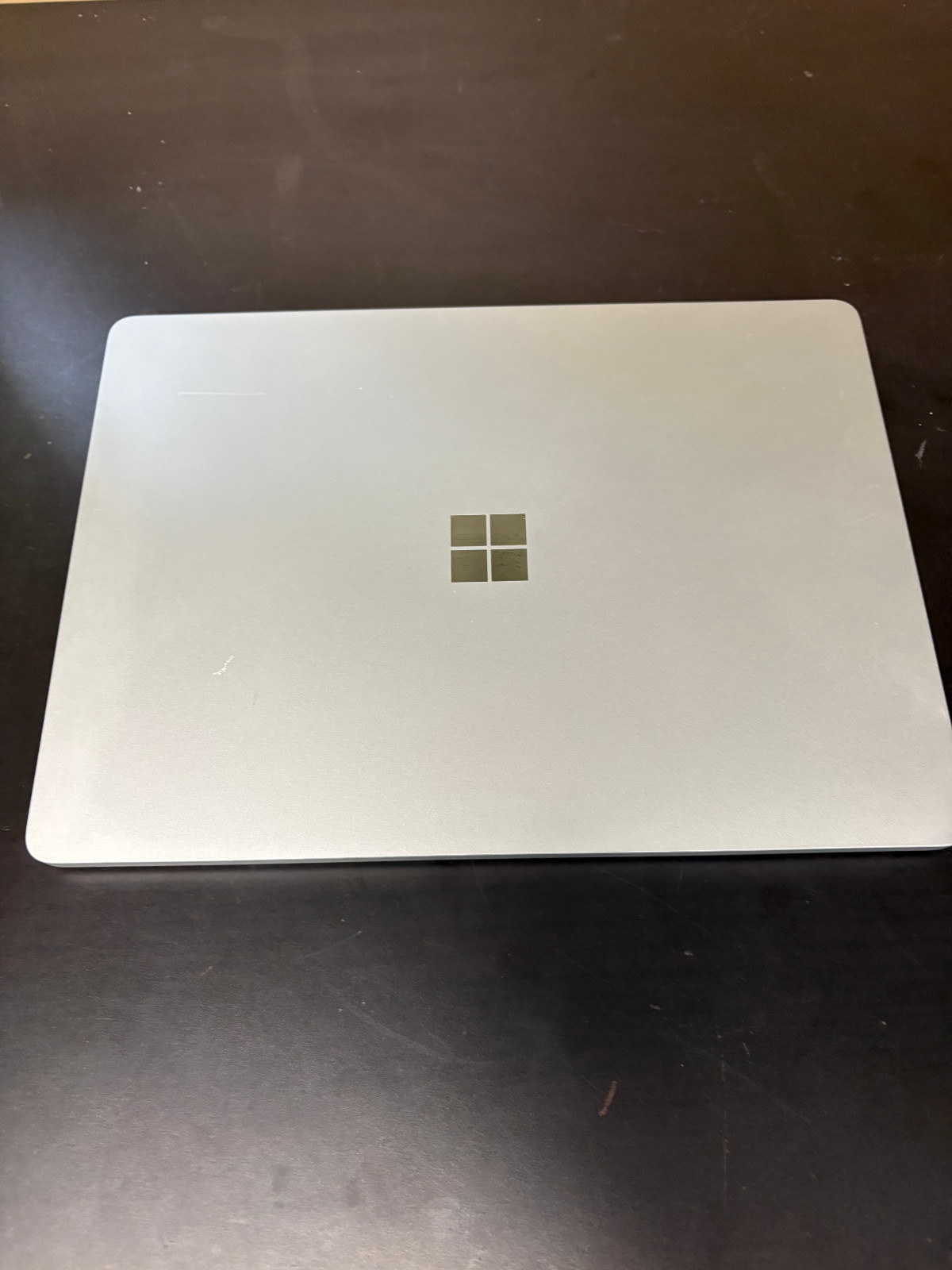 Microsoft Surface Laptop 7 13.5″ Platinum Snapdragon X Plus/ 16GB RAM/ 256GB SSD