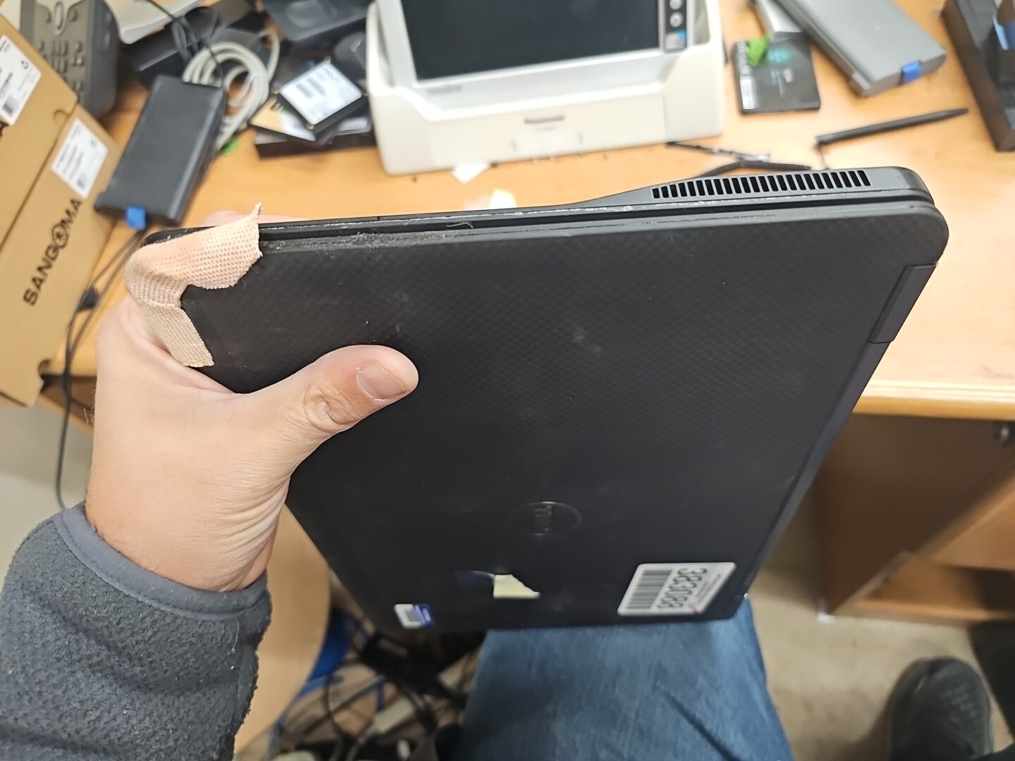 DELL Latitude E7450 14″ Intel Core i7-5600U 2.60GHz 8GB 256gb Bad Lcd Excel Batt