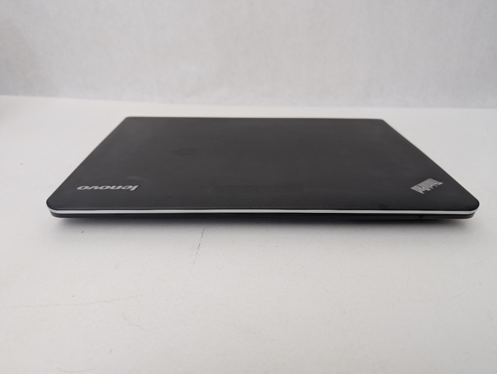Lenovo ThinkPad E440 Laptop i3-4000m @ 2.40 GHz 4 GB Ram Win 10