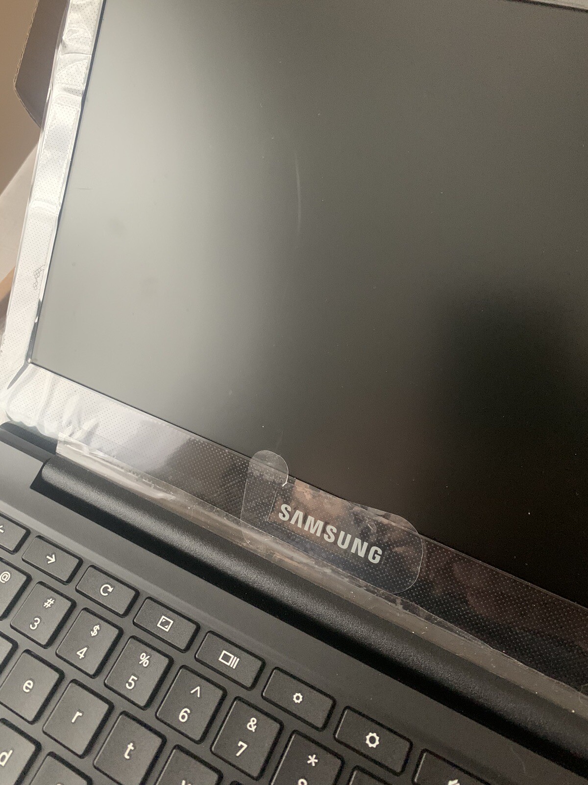 Samsung Chromebook 3 4GB Ram 16GB SSD 11.6-Inch Laptop – Black – XE500C13-K02US