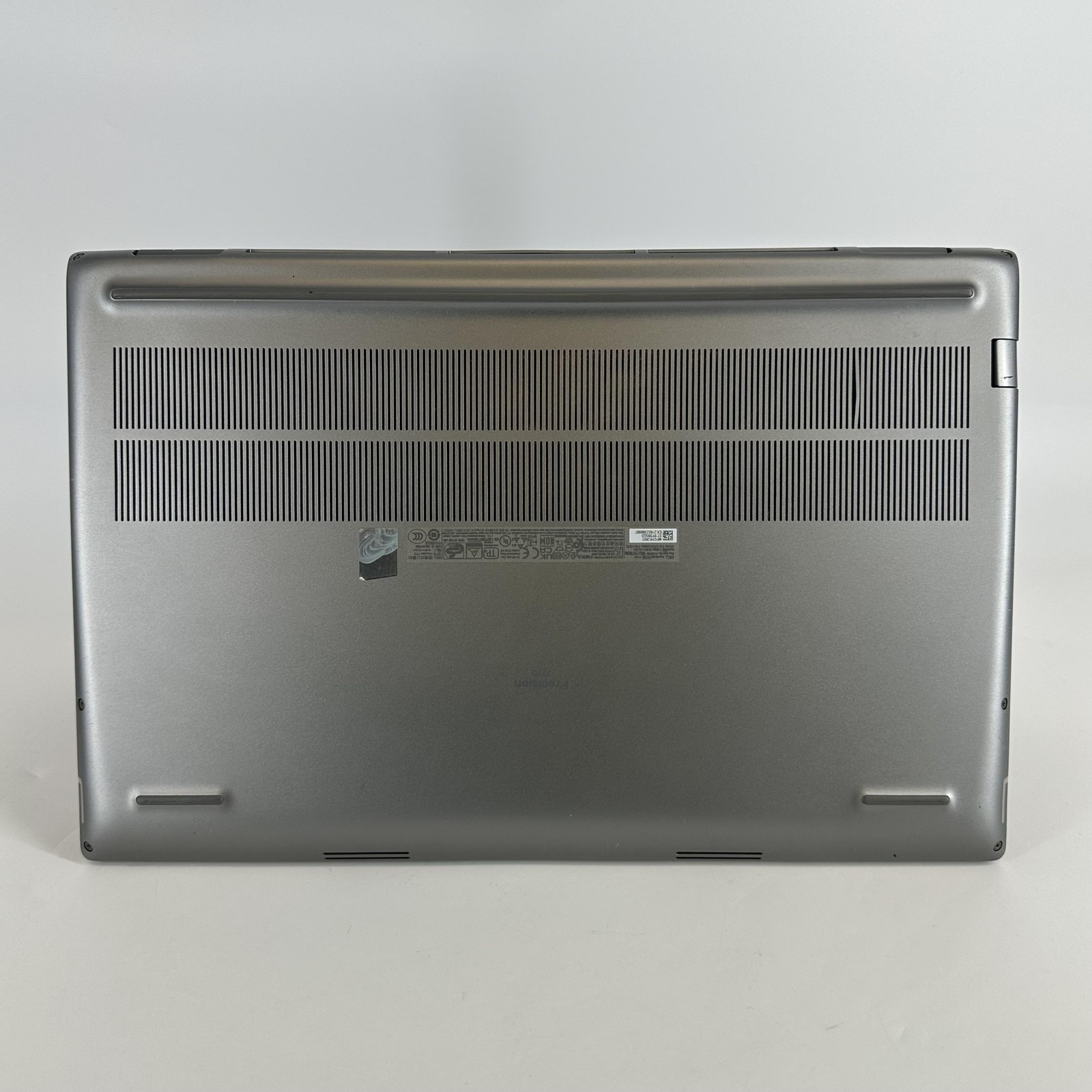 Dell Precision 7770 17.3 4K 119Hz 2.3 GHz i9-12950HX 32GB 1TB/512GB RTX 3080 Ti