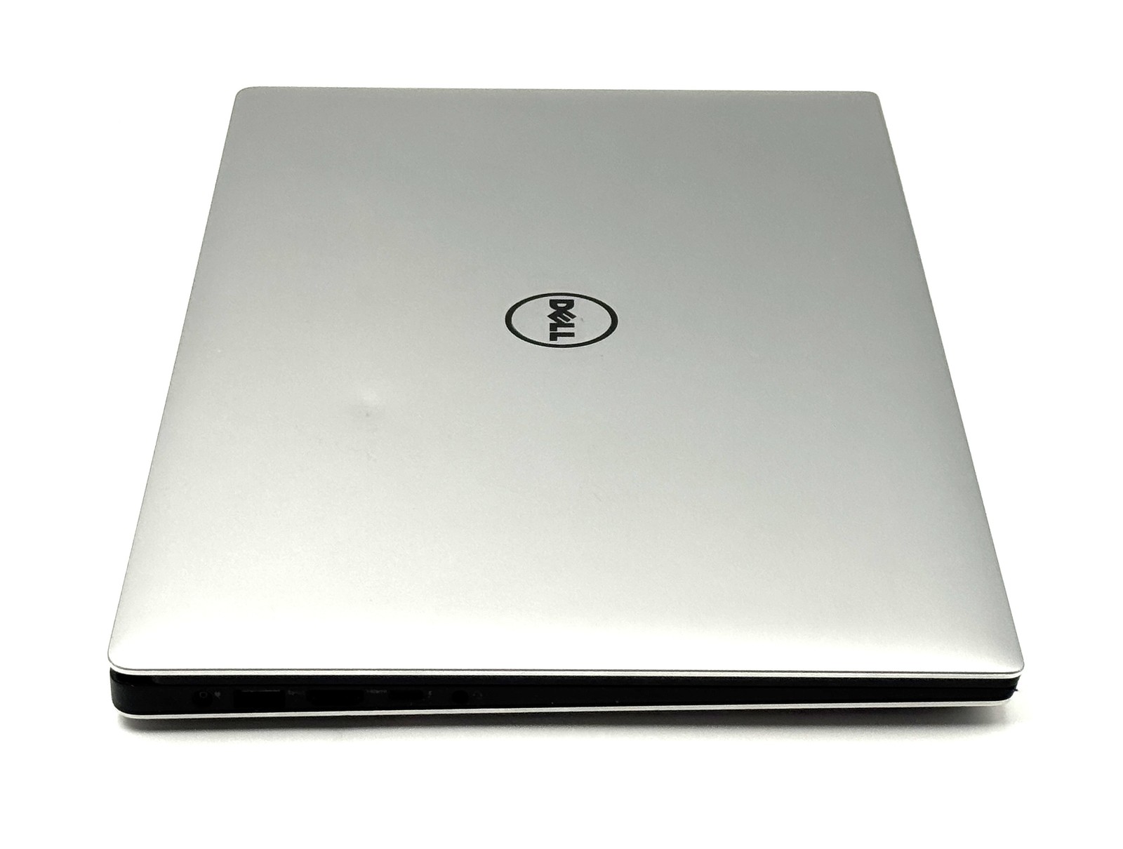 Dell XPS 15 9560 – 15.6″ FHD – i7‑7700HQ –16 GB RAM –GTX 1050 –512 GB SSD–Silver