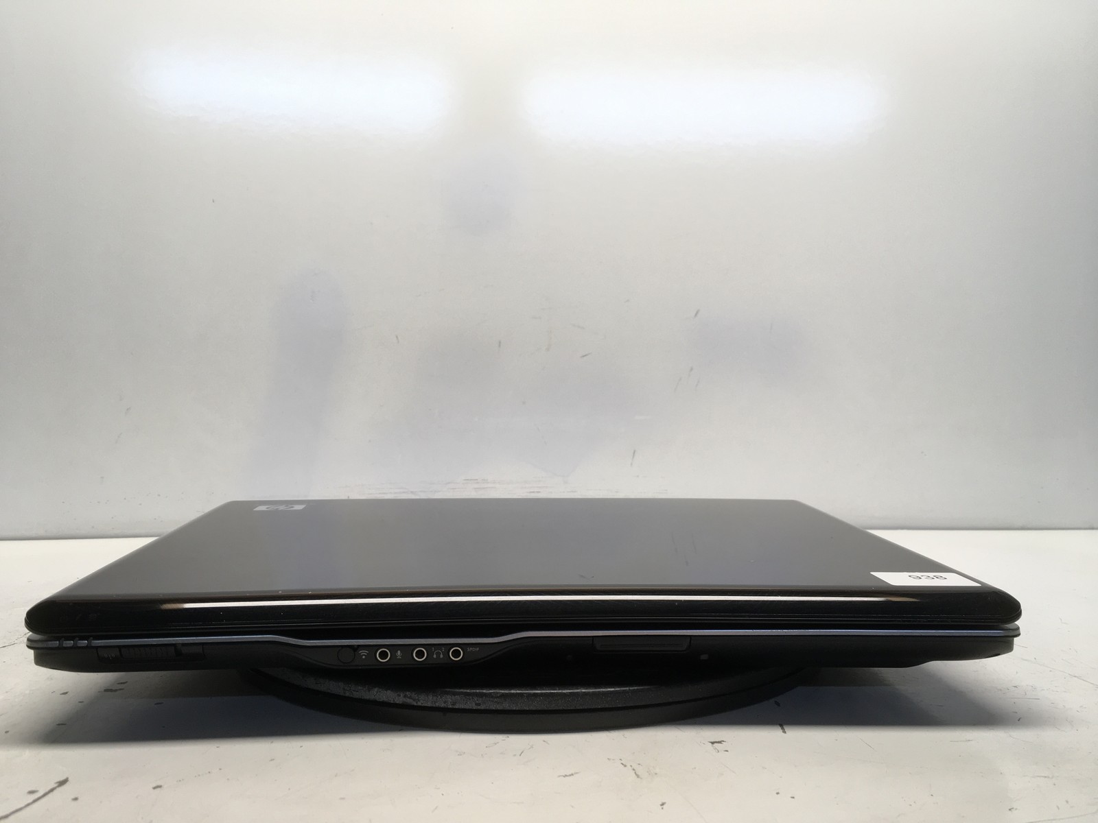 HP Pavilion DV9417CL AMD 64 Athlon X2 NO RAM NO HDD NO BAT – FOR PARTS/REPAIR