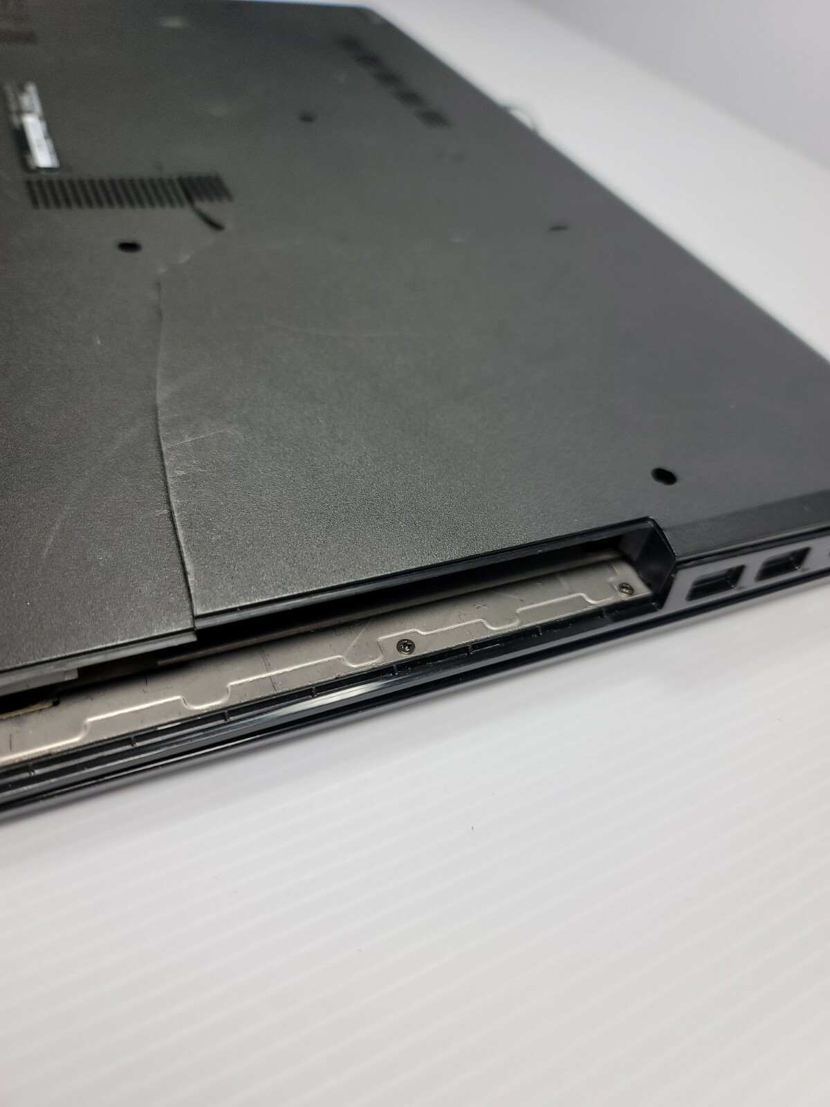 DELL Inspiron Laptop 15-3552 15.6″ Pentium N3700 1.60GHz 4GB