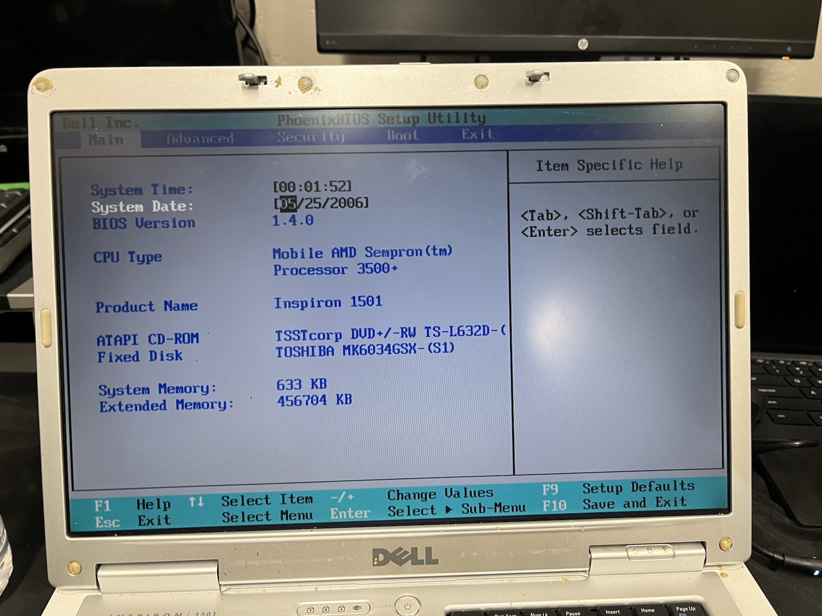 Dell Inspiron 1501 15.6″ AMD Sempron 512 MB RAM 0 GB HDD