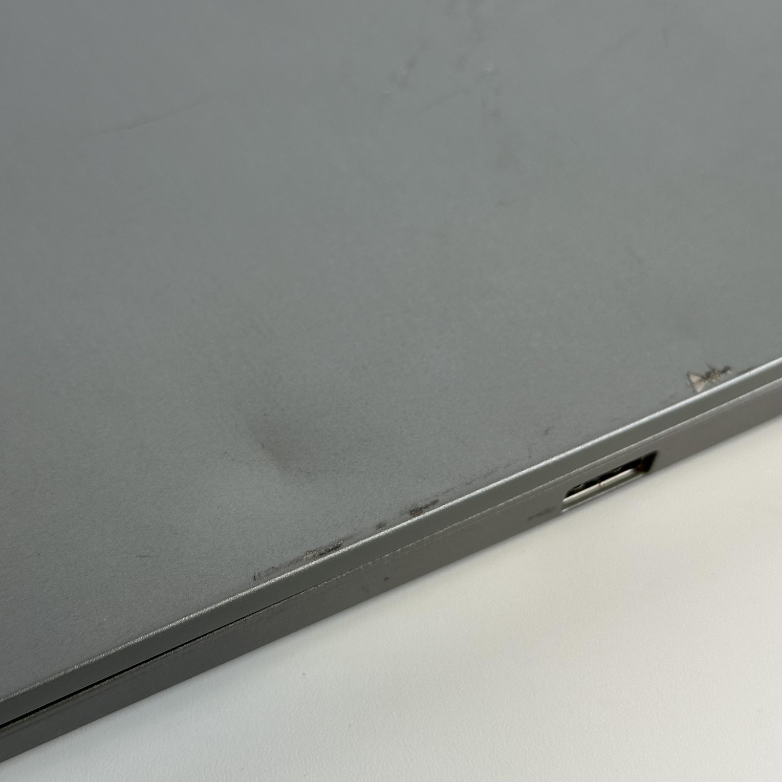 Lenovo ThinkPad E15 Gen 4 FHD 2.0 GHz Ryzen 7 5825U 16GB 512GB SSD FRAME SPLIT