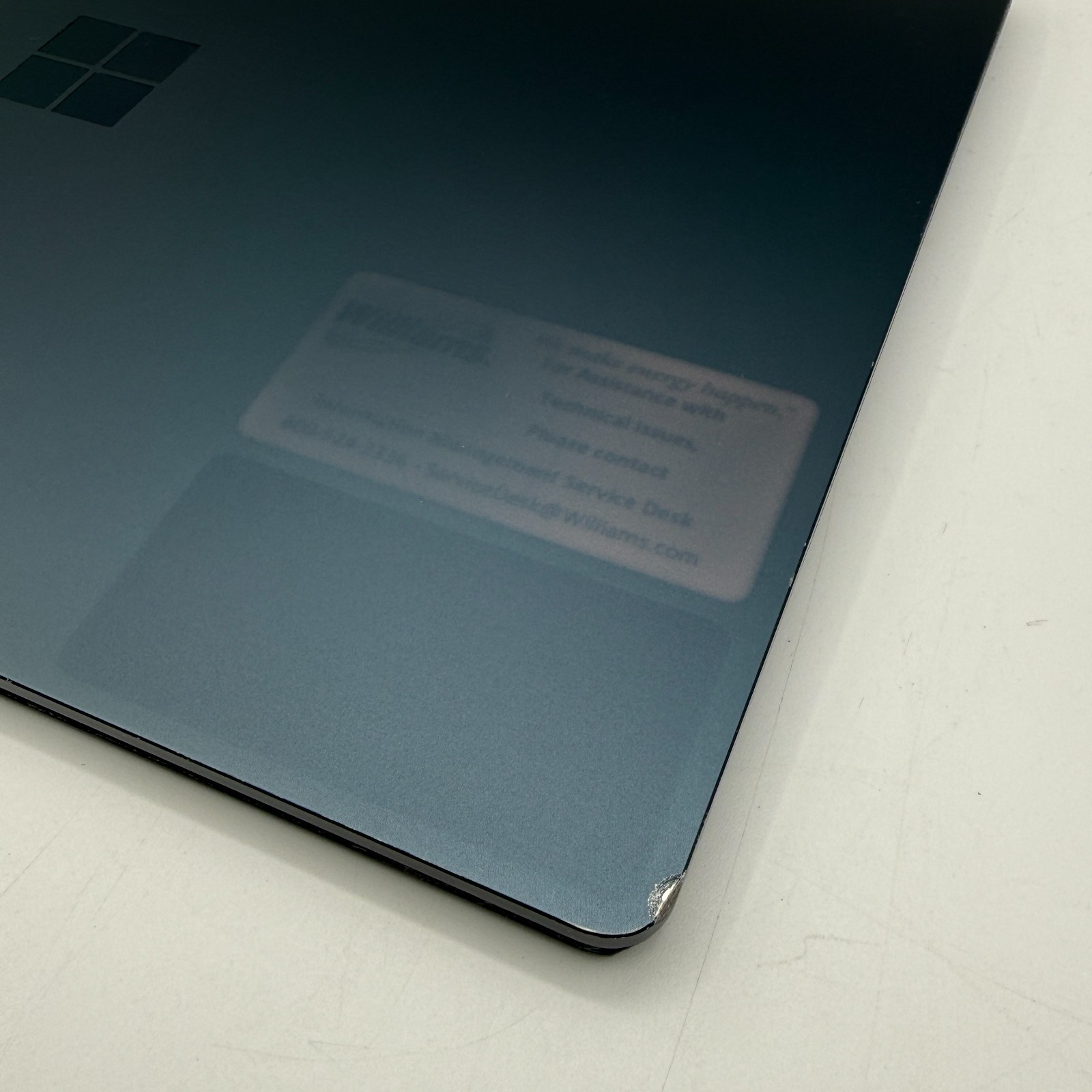 Microsoft Surface Laptop 3 1867 13.5″ i5-1035G7 8GB 128GB SSD Win11 Pro FAIR