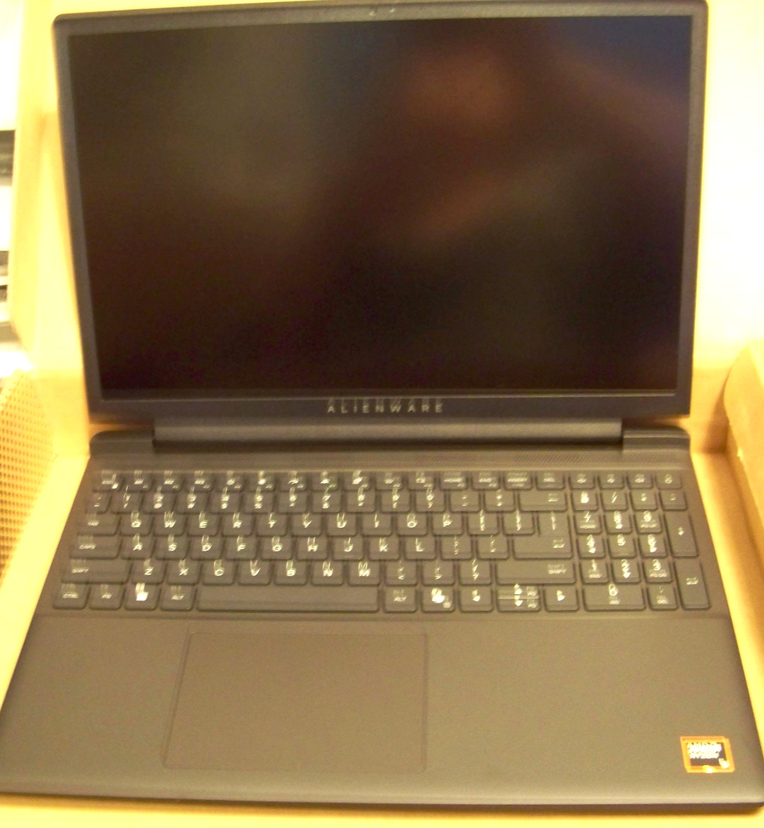 Alienware 15.3″ WUXGA 165Hz Gaming AMD Ryzen 5 220 RTX 4050 GDDR6 16GB 512GB SSD