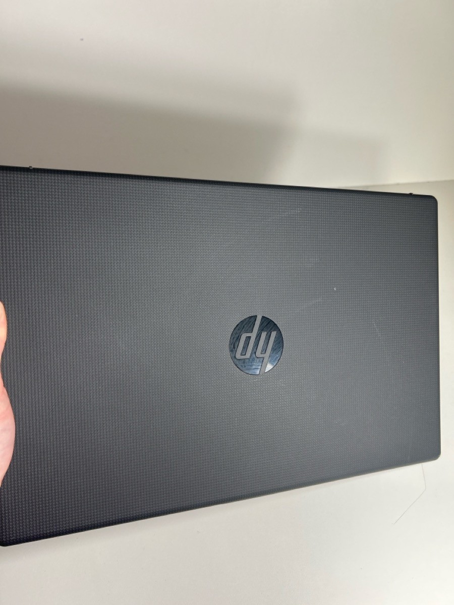 HEWLETT PACKARD 255 G10 WITH 250GBS AND 8GBR *READ DESCRIPTION!!!!!! (P17028842)