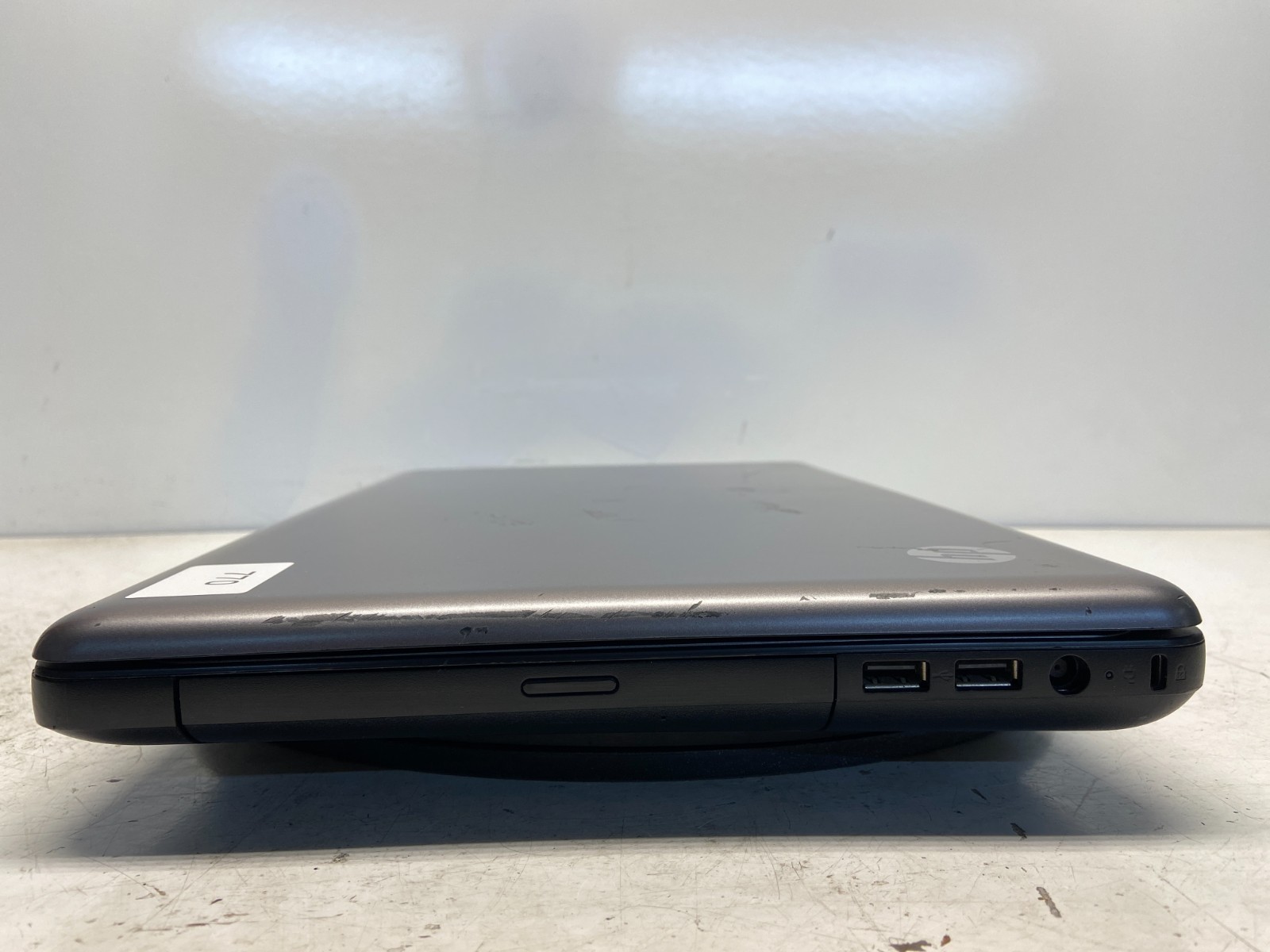 HP 2000Z-300 AMD E-300 1300MHz 3 GB NO HDD