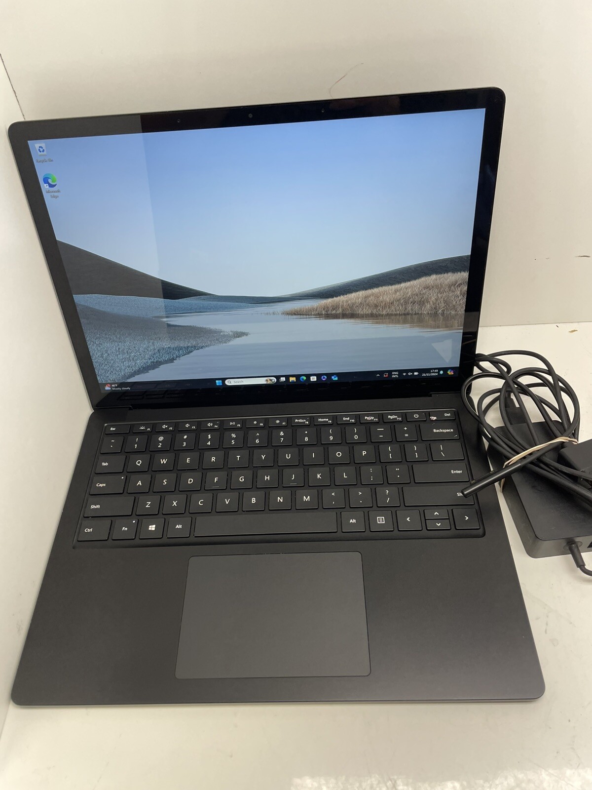 Microsoft Surface Laptop 3 Touchscreen (Intel Core I7-1065g7 1.30GHz 16GB Ram