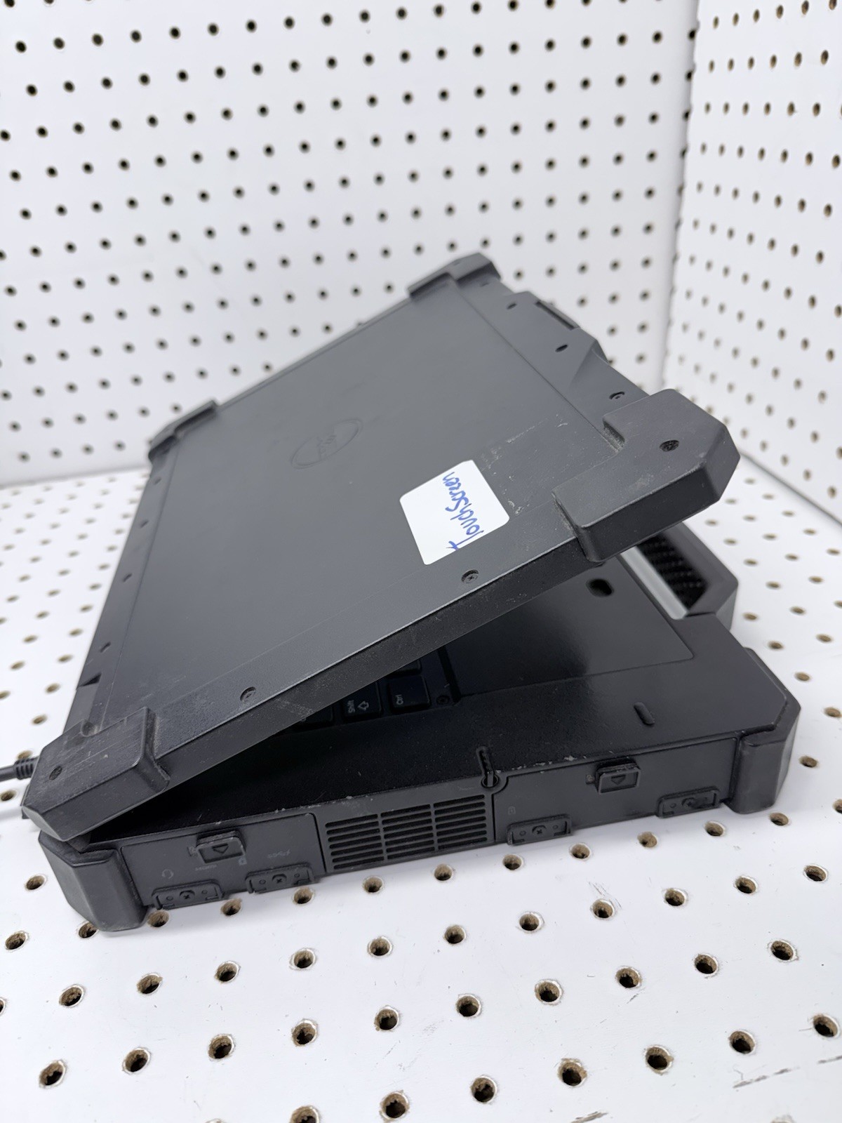 Dell Latitude Rugged 7414 | I7-6th Gen | 16 GB | 256 GB | TOUCH | Wind 11 Pro