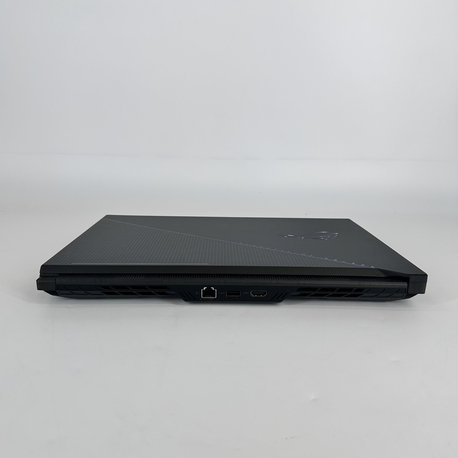 Asus ROG Zephyrus Duo 16 GX650 QHD+ 2.5 GHz Ryzen 9 7945HX 64GB 2TB SSD RTX 4090