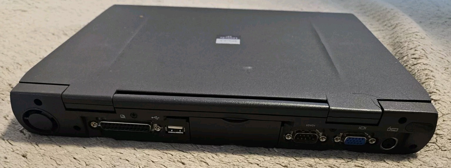Dell Latitude E5540 15.6 inch (512GB, Intel Core i5 4th Gen., 2.00GHz, 4GB)…