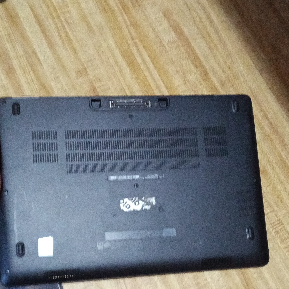 Dell Latitude E7470 14″ i5-6th Gen 8GB RAM 256GB SSD Win 10 Pro Black