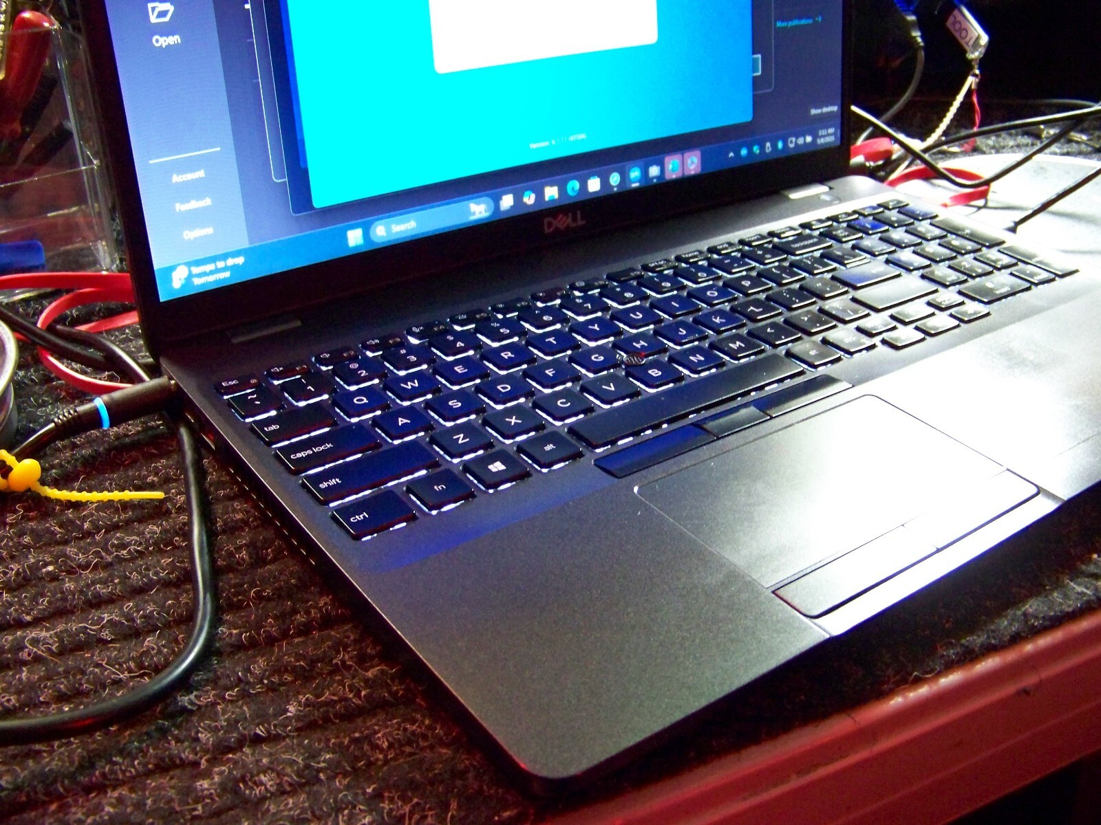 Dell 5500_Windows 11 PRO💻New 4TB SSD_24GB💻Webcam-Backlit💥Backlit💥Office 2024