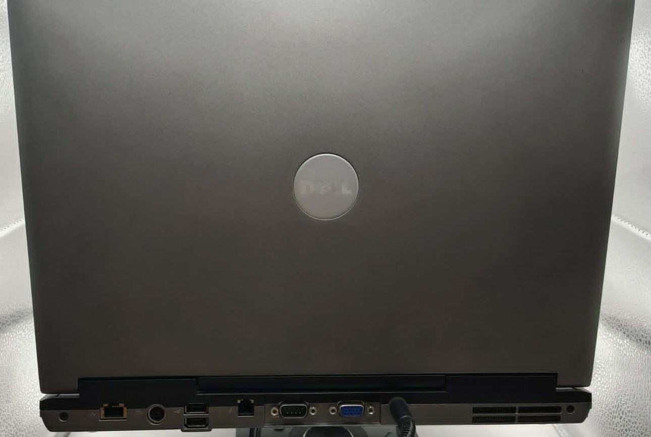 Vintage Dell Laptop Duo Windows 2000 2GB 80GB RS232 Serial Com Port new battery
