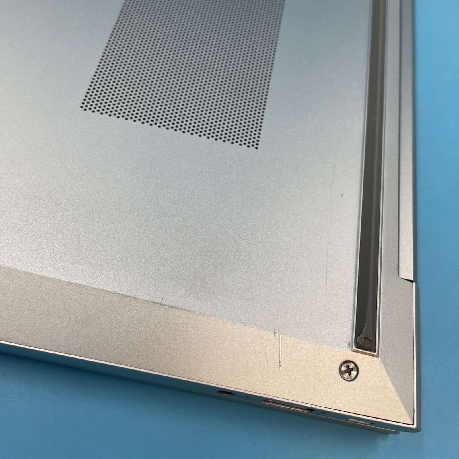 HP EliteBook 855 G8 | Ryzen 5 PRO 5650U | 16GB RAM | 256GB SSD | WIN11 PRO | 75%