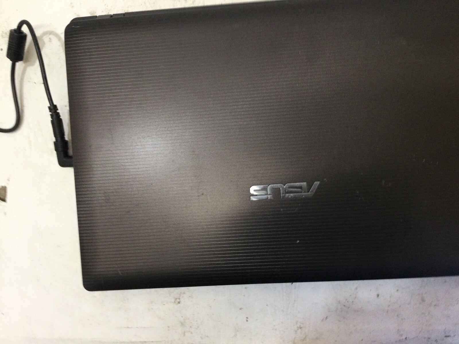 ASUS K53E – BOOTS TO BIOS – INTEL CORE I5 2450M – 4GB RAM – READ DESCRIPTION -BB