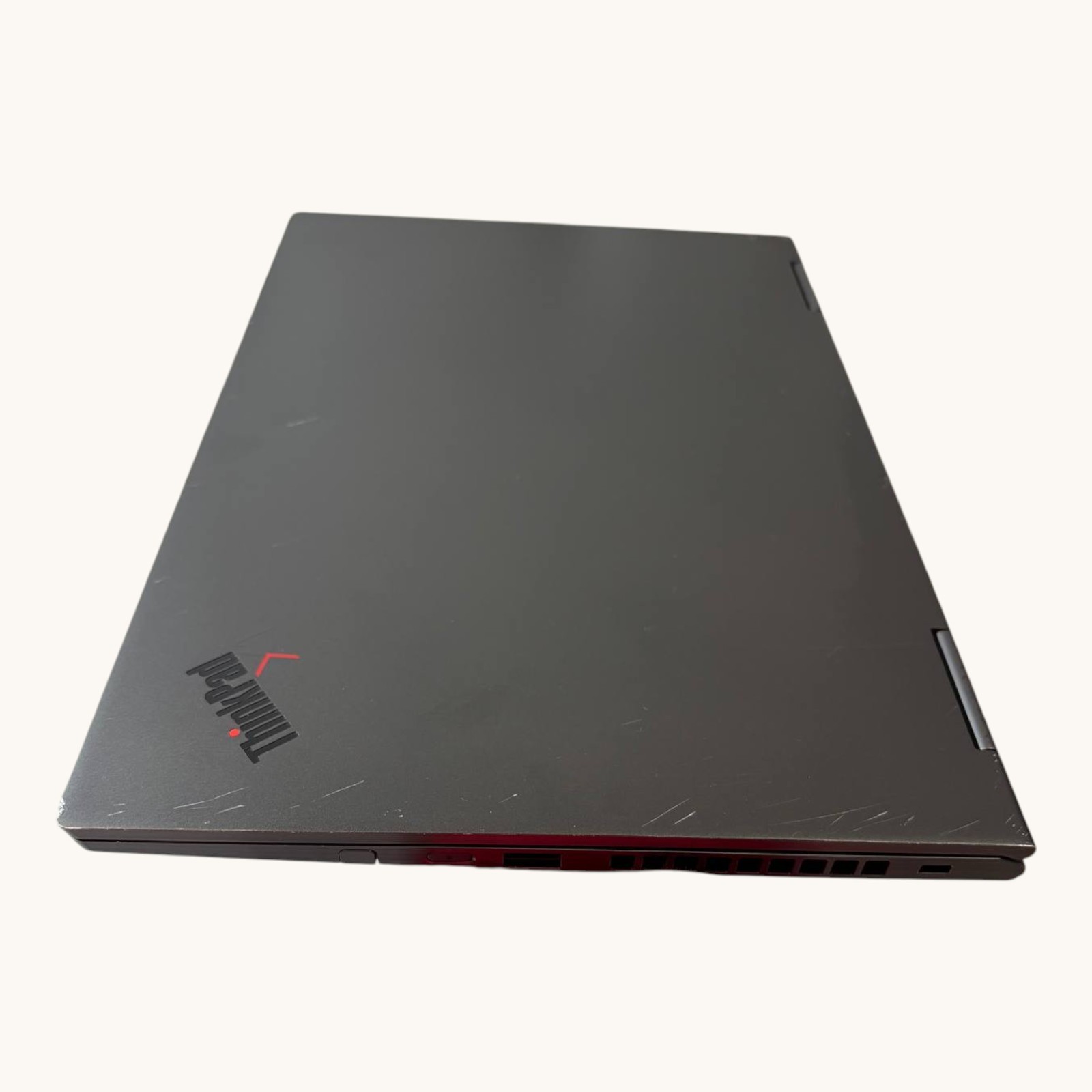 Lenovo ThinkPad X1 Yoga Gen 5 14″ TouchScreen i7-10510U 16GB RAM 256GB SSD
